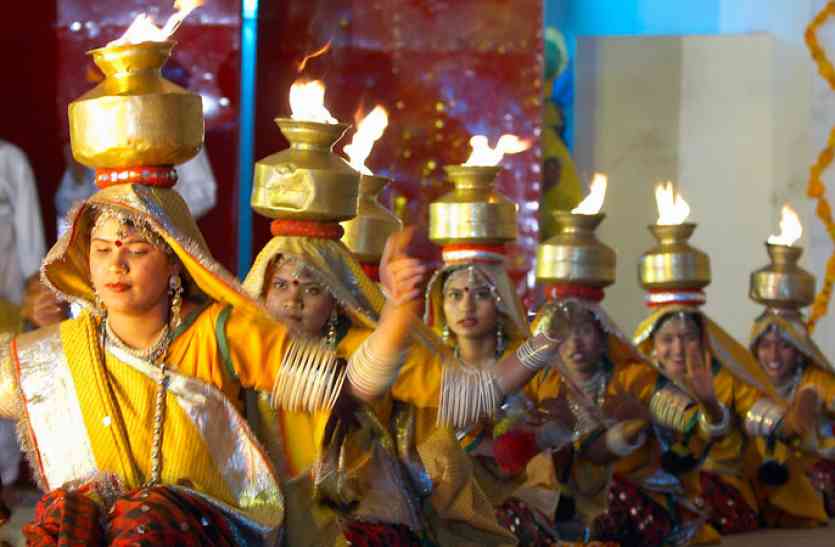 rajasthani cultural event in udaipur राजस्थानी संस्कृति में रम गए प्रतिभागी, लोक संस्कृति ने मोहा मन