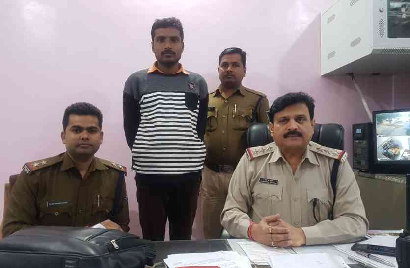police, crime, accused, arest, datia news in hindi, mp news दो-दो हजार के तीन इनामी आरोपी पकड़े
