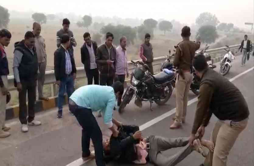 accident बेकाबू डीसीएम ने बाइक सवार को मारी टक्कर, मौत