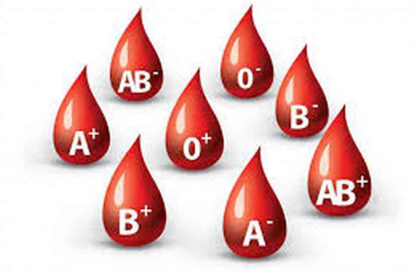 Teacher gave 43 times blood donor मिशाल पेश की : 55 साल की उम्र में शिक्षक ने 43 बार दिया रक्त