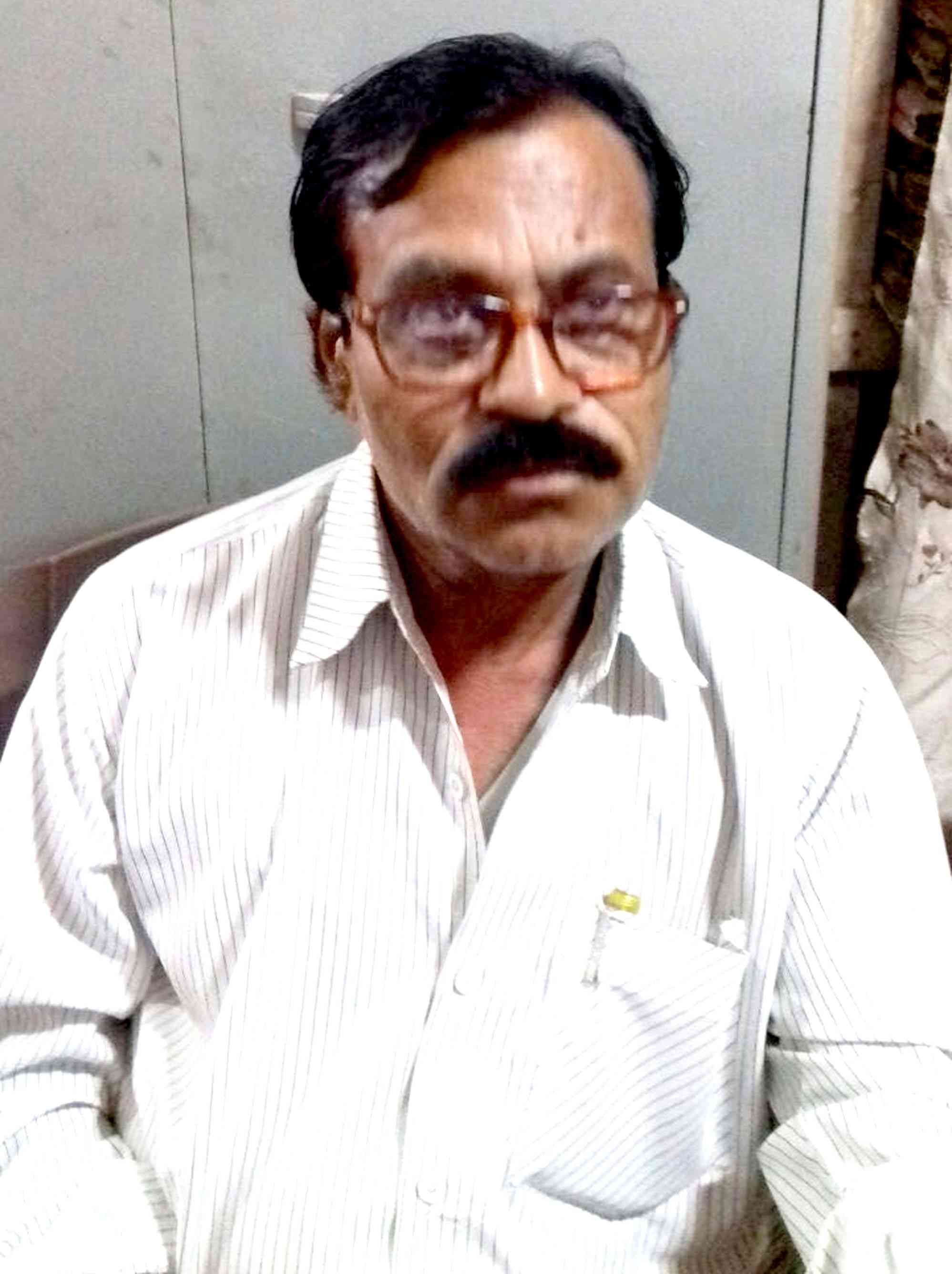 Shahpur Municipal Council caught accountant and bribe taking bribe of