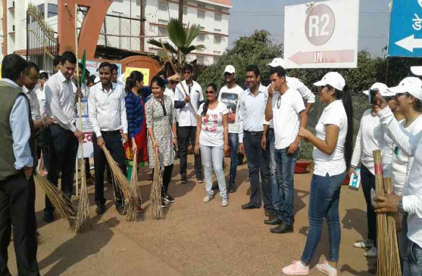 patrika स्वच्छता में नंबर-1 बनाने इस शहर के जूनियर डॉक्टर आए सामने...