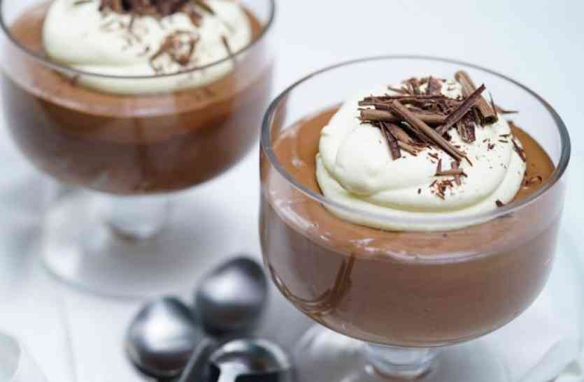 Chocolate and Date Mousse recipe चॉकलेट एंड डेट मूस है स्पेशल रेसिपी