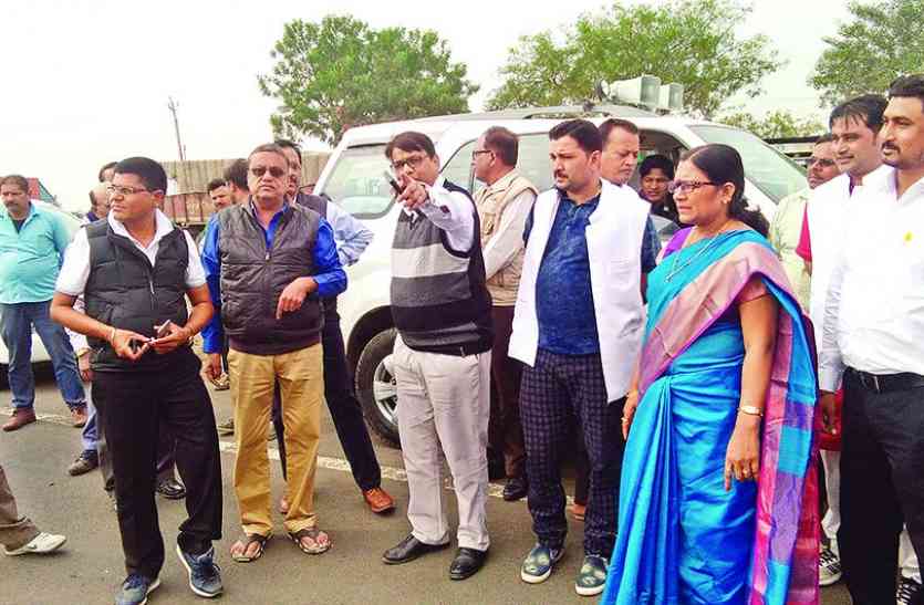 dhar news गणपति घाट पर २४ घंटे दो जवानों की होगी तैनाती, भारी व छोटे वाहनों की अलग व्यवस्था
