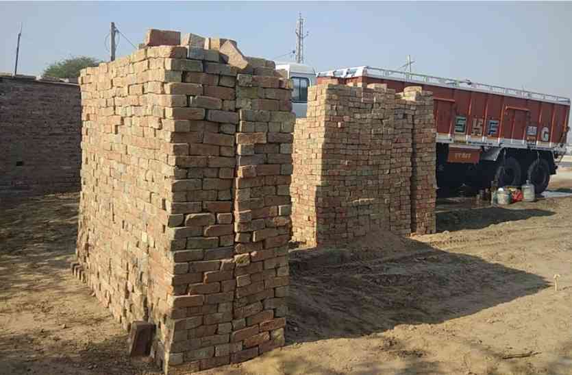 Encroachment अधिकारियों की खुली नींद, अतिक्रमण स्थलों का लिया जायजा