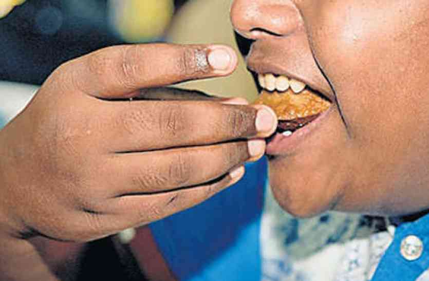 Paani Puri गोलगप्पे के हैं शौकीन तो ये खबर जरूर पढ़ें, यहां इसे खाने से चली गई एक शख्स की जान
