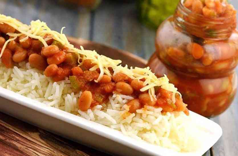 Baked Beans with Buttered Rice यह अमेरिकन रेसिपी है कुछ अलग, आपको आएगी पसंद