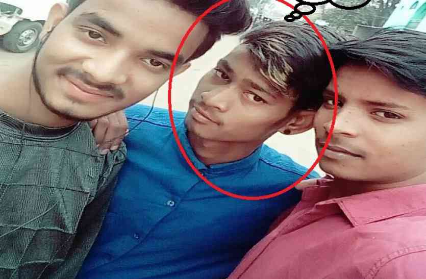 deadly deepaly गाय से टकराया बाइक सवार फिर हुआ कुछ ऐसा की लोगों के उड़े होश