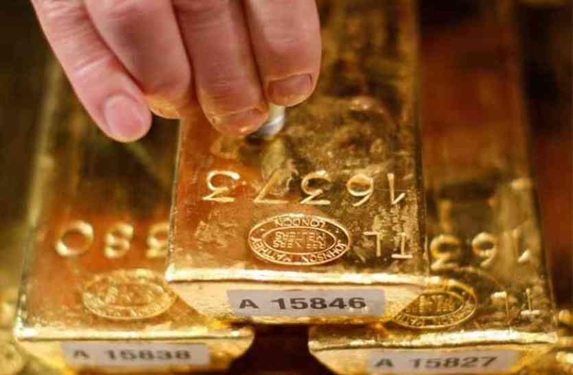 gold 100 रुपए सस्ता हुआ सोना, चांदी में 200 की तेजी