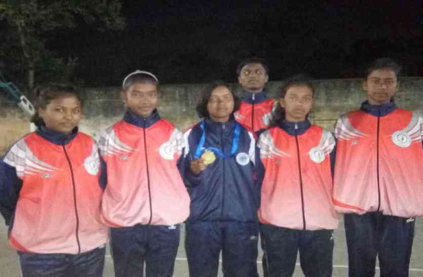 Drop row ball players नेशनल ड्रॉप रो बॉल प्रतियोगिता में प्रियंका ने छत्तीसगढ़ के लिए जीता गोल्ड