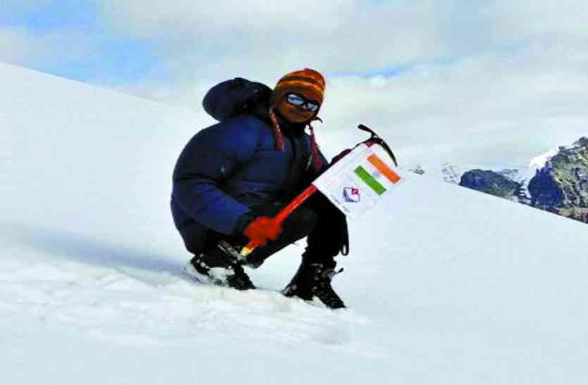 patrika प्रदेश की पहली लेडी माउंटेनर नैना, ऊंचाई से लगता था डर...बुलंद हौसले से भागीरथी-2 पर लहराया तिरंगा