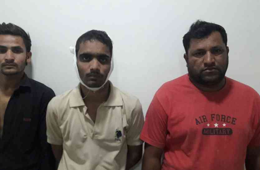 accused arrested मजबूरी नहीं अपने शौक पूरा करने के लिए करते थे ऐसा काम