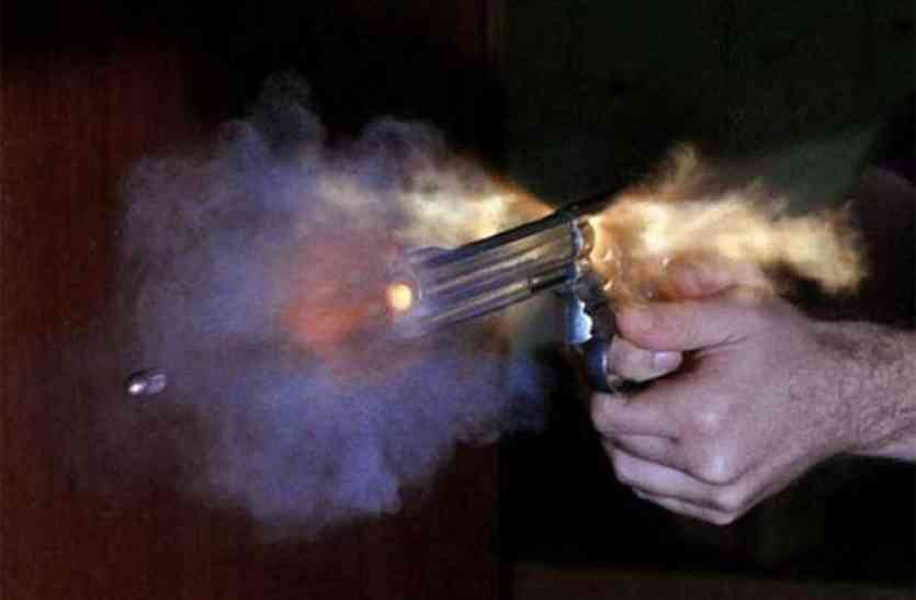 Crime in Jaipur The drunken man shot his friend firing in Jaipur फायरिंग की बढ़ती घटनाओं से राजधानी में फैली दहशत, नशे में धुत युवक ने कहासुनी के बाद साथी को मारी गोली