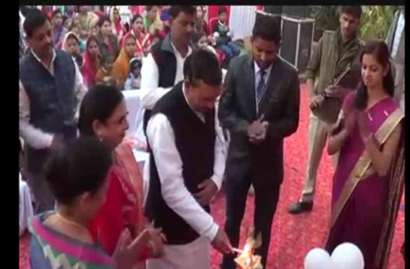 hardoi बच्चों ने पढ़ाया बड़ों को पाठ, कहा आखिर कब आएगी जागरुकता