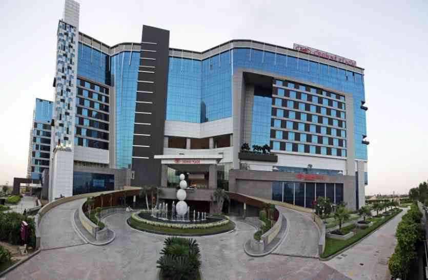 greater noida यूपी के इस फाइव स्टार होटल में सिर्फ तीन मिनट में चोर उड़ा ले गया लाखों की ज्वैलरी