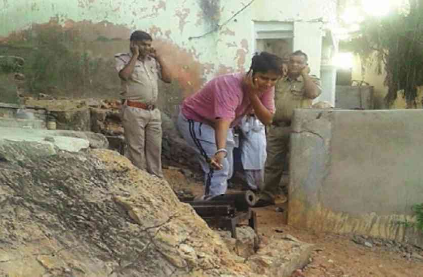 FIR against family who use their cannon fire in dargah festivals ख्वाजा साहब की दरगाह में धार्मिक कार्यक्रमों में चलने वाली तोप पर जताई आपत्ति ,पढ़ें क्या है पूरा मामला
