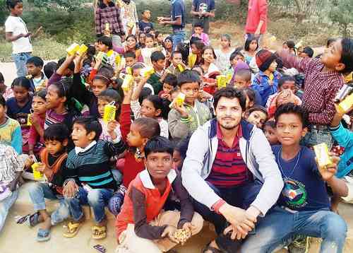 1752 student get education Under the open sky