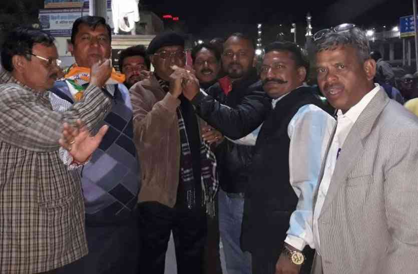 Rahul Gandhi,Congress,All India Congress Committee,National President,udaipur hindi latest news,Congress national president,udaipur latest hindi news, राहुल गांधी के राष्ट्रीय अध्यक्ष बनने पर कांग्रेसियों में छाया उत्साह, युवाओं में खुशी की लहर, मनाया जश्न