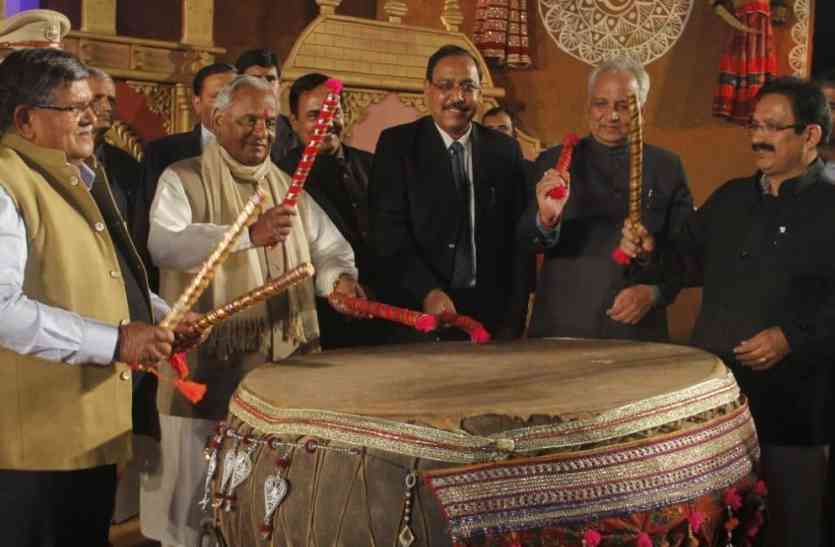 shilpgram video: लोक गीतों व नृत्यों पर थिरकने लगा शिल्पग्राम, नगाड़े पर डंके की थाप से राज्यपाल ने किया शुभारंभ