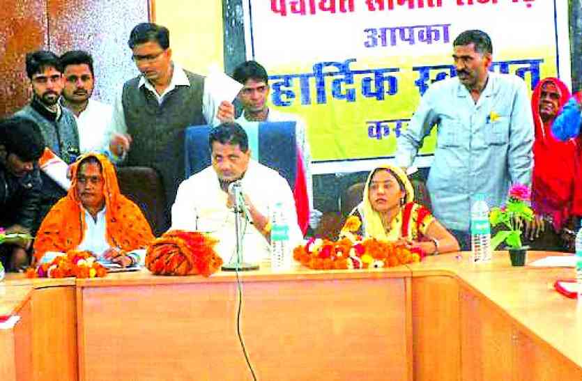 minister surendra goyal addresses public in alwar यहां जलदाय मंत्री सुरेन्द्र गोयल ने की जनसुनवाई तो सामने आई यह बात