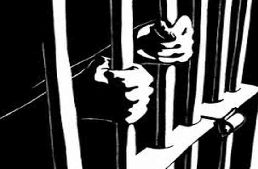 social media,crime,accused arrested,religious feelings,crime in udaipur,udaipur hindi latest news,udaipur latest hindi news, उदयपुर में धार्मिक भावनाएं आहत करने पर तीन गिरफ्तार, 10 को भेजा जेल