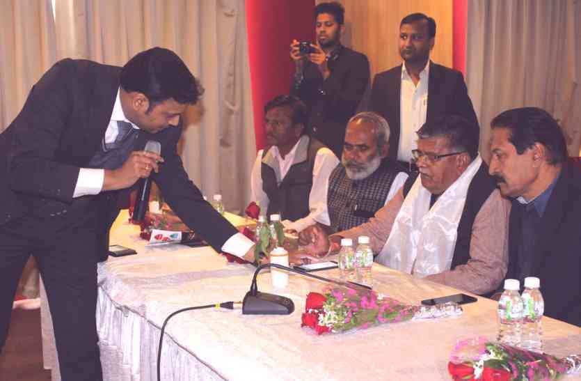 Prime Minister Narendra Modi,social,digital india,political,government agency,power presentation,state home minister gulab chand katariya,udaipur hindi latest news,udaipur latest hindi news, उदयपुर के राज बोर्दिया का मूड इंडिया एप लांच, जनमानस का मूड बताएगा यह एप व मत, विभिन्न मुद्दों पर दे सकेंगे अपनी राय