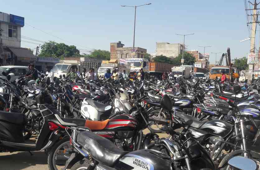 Traffic news in chomu क्या हुआ तेरा वादा...ठोस नहीं था इरादा!