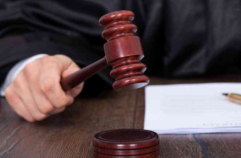 Taiwan court, Dentist must repay mother for training fees कोर्ट का आदेश: परवरिश के बदले मां को देने होंगे 6 करोड़ रुपए