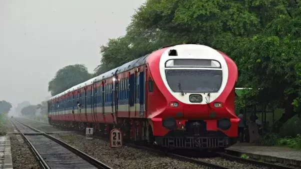 demu train mega block आज डेमू से ना करें सफर, ४.३० घंटे का मेगा ब्लॉक