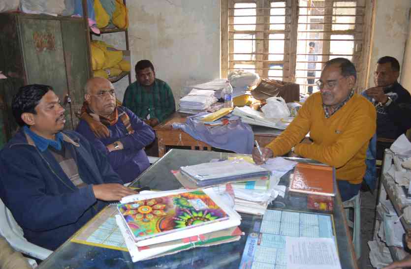 rewa बाबू ने विभाग के कर्मचारी से मांगी रिश्वत, लोकायुक्त ने किया ट्रेप