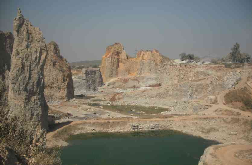 mining यूपी में जनता के सपनों पर सरकार का डाका