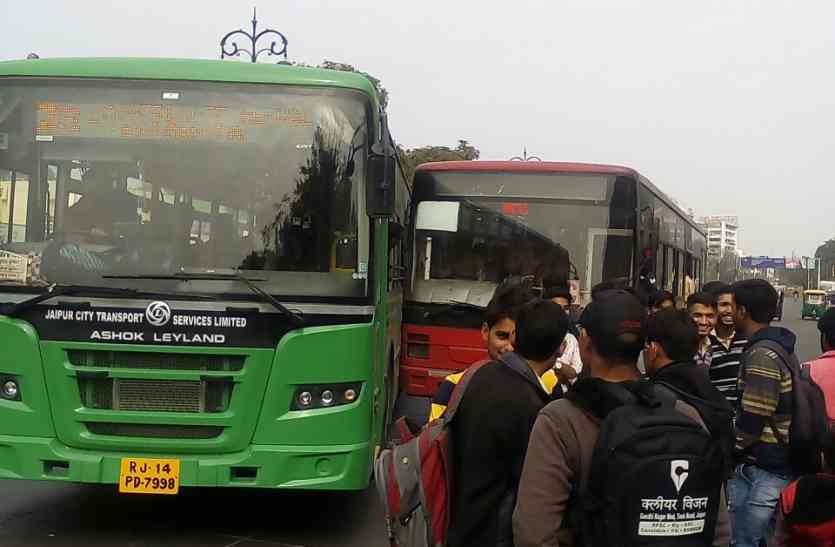 break traffic rule यातायात नियमों की खुलेआम उड़ रही धज्जियां