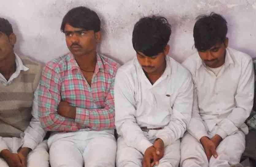 police arrest five pickpocket from alwar congress relly अलवर में कांग्रेस रैली से पुलिस ने पांच लोगों को गिरफ्तार किया, इस खतरनाक काम को देने वाले थे अंजाम