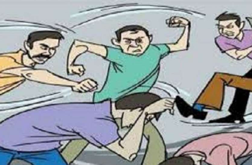 Kidnapping लड़की छेड़ने के शक में युवक का फिल्मी स्टाइल में अपहरण