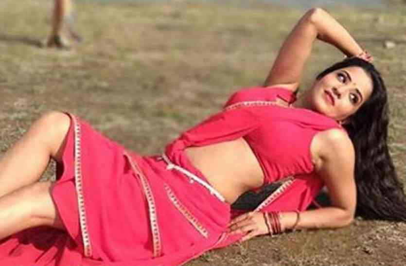 Monalisha भोजपुरी की हॉट एक्ट्रेस मोनिलिसा ने इंस्टाग्राम पर शेयर की ये बोल्ड पिक, देखकर रह जाएंगे हैरान