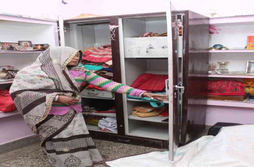 crime भिण्ड विधायक के पूर्व पीए के घर बड़ा हाथ नहीं लगा तो किराएदार के नकदी-जेवर उड़ाए