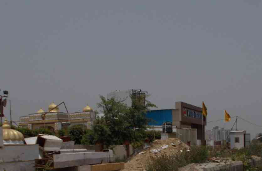 Many illegal building formed by collusion of government officers in up बड़ा खुलासा: यूपी के इस शहर में सरकारी अधिकारियों की मिलीभगत से बन गए कई अवैध बिल्डिंग