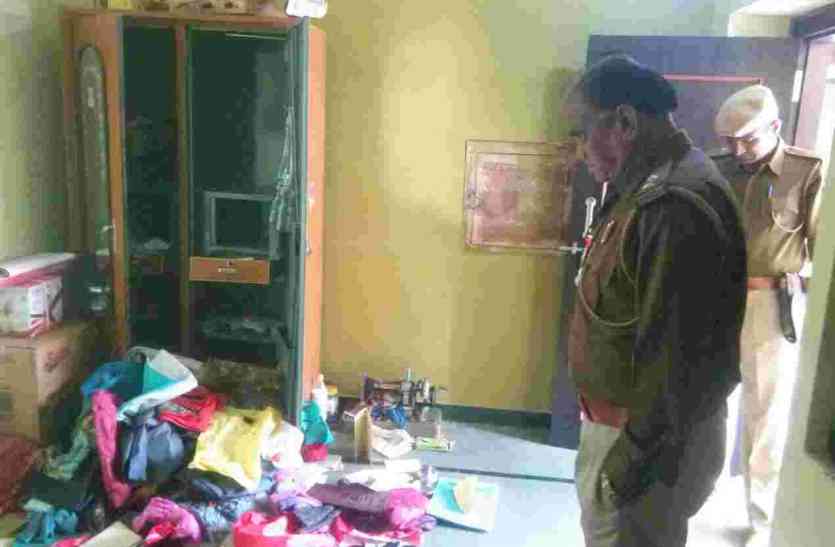 Pratapgarh चौहानखेड़ा में चोरों का धावा