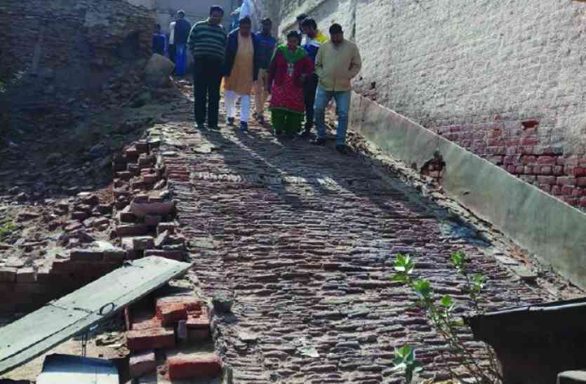 bad fort situation anoopgarh Video: गढ़ की बदहाल स्थिति बनी चिंता का विषय