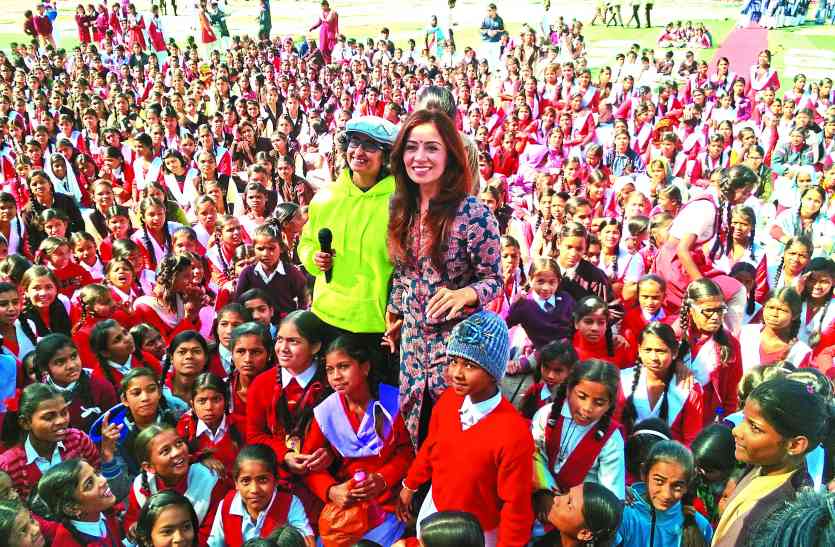 Child Consciousness Nav Chetna Camp छात्र-छात्राओं ने तनावमुक्त जीवन जीने की सीखी बारीकियां