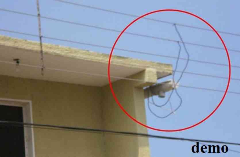 Report in police station after electricity theft in Azamgarh Omg आजमगढ़ में इतने लोग करते हैं बिजली की चोरी, कार्रवाई