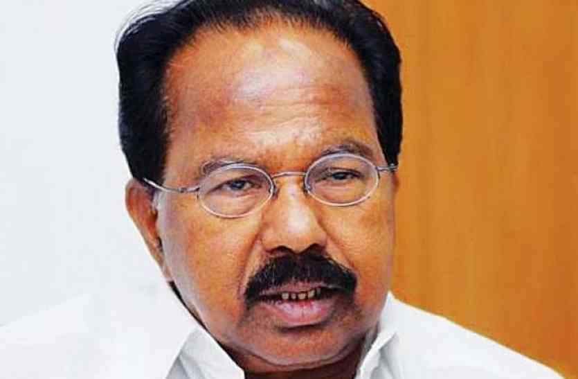 Veerappa Moily वीरप्पा मोइली से मिले मुस्लिम जनप्रतिनिधि