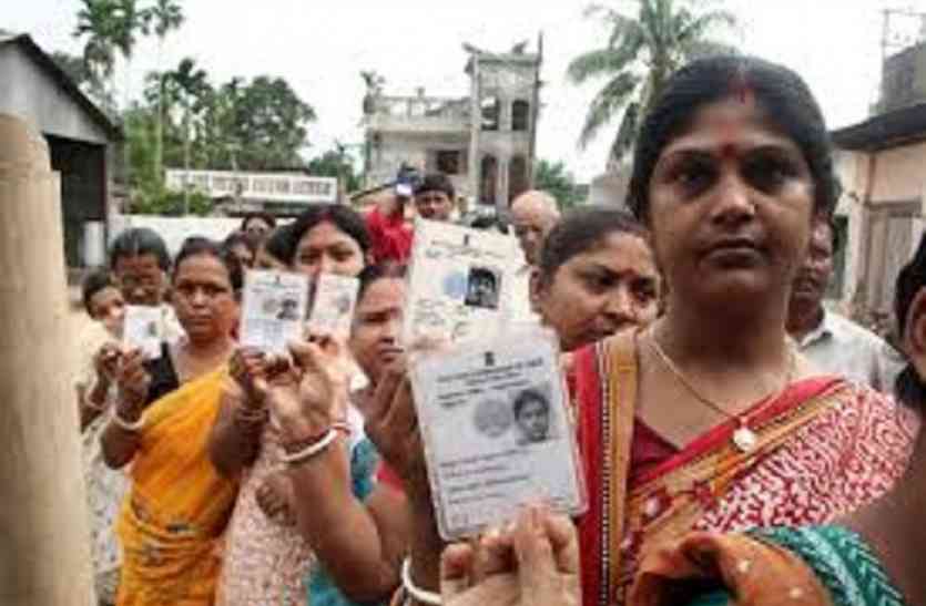 kolkata west bengal बंगाल में दुकानों में छूट मिली तो बढ़ी महिला वोटरों की संख्या