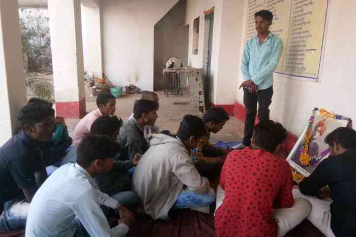 रक्तदाता क्रांति समूह के होनहार युवा एवं रक्तदाता सदस्यों