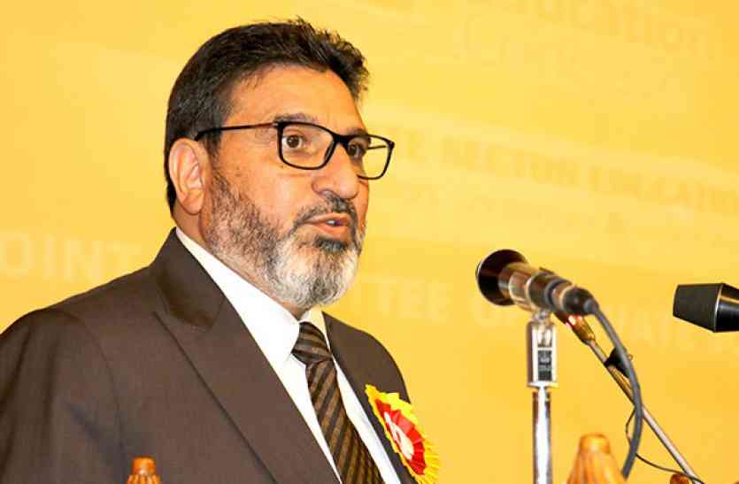 Syed Altaf Bukhari JK शिक्षा मंत्री ने कहा-हमारे बच्चों में नहीं फैल रही कट्टरपंथी विचारधारा