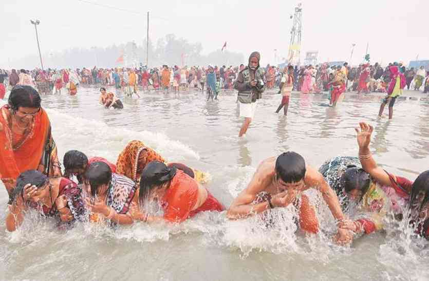 gangasagar मकर संक्रांति : गंगासागर में 20 लाख से ज्यादा श्रद्धालुओं ने लगाई डुबकी