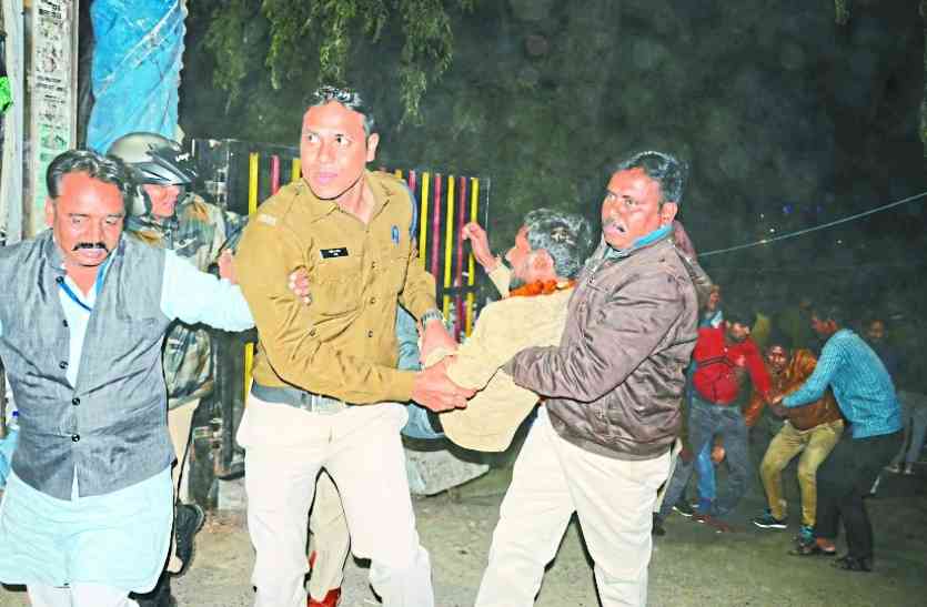 mp police देर रात पुलिस ने जबरन 250 दिव्यांगों को उठाया, तीन हमीदिया में भर्ती