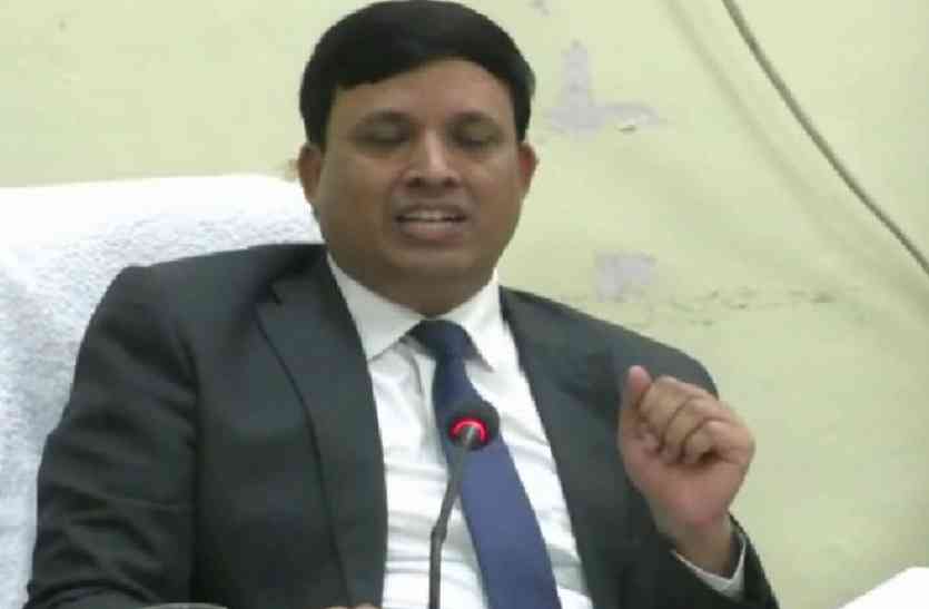 State Information Commissioner Gajendra Yadav ग्राम विकास की सूचनाएं सबसे ज्यादा लंबित : सूचना आयुक्त