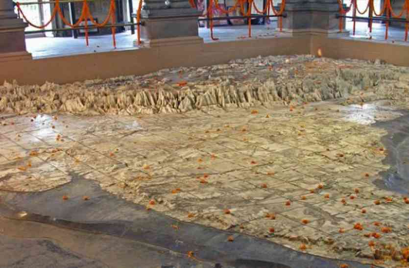 Bharat Mata Temple काशी में स्थित है भारत माता मंदिर का अलौकिक मंदिर, दूर-दूर से दर्शन को आते हैं लोग
