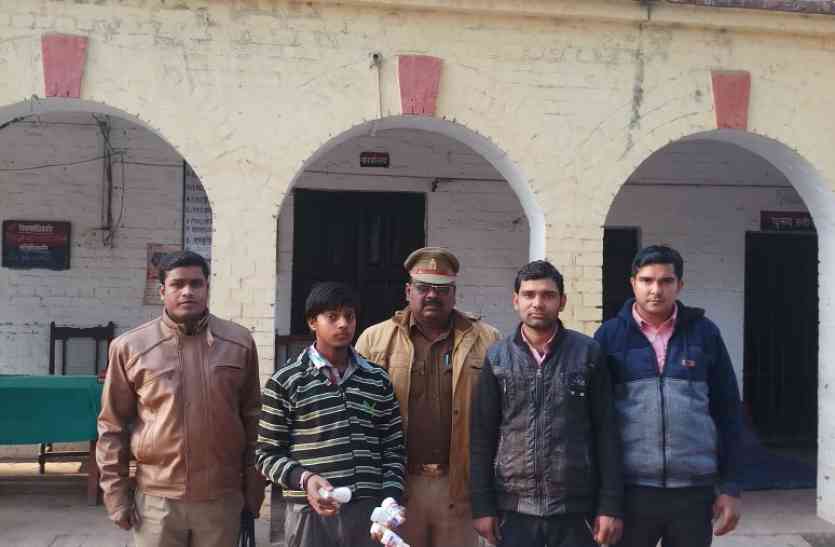 police arrested youth who sold fake drugs as branded ब्रांडेड दवा के नाम पर लोगों की जान से करता था खिलवाड़, पुलिस ने पकड़ा तो उगल दिया पूरा राज